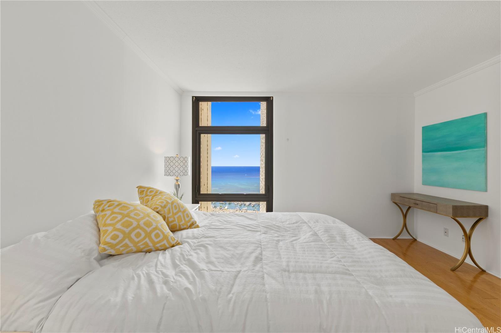 Yacht Harbor Towers condo # 4005, Honolulu, Hawaii - photo 11 of 21