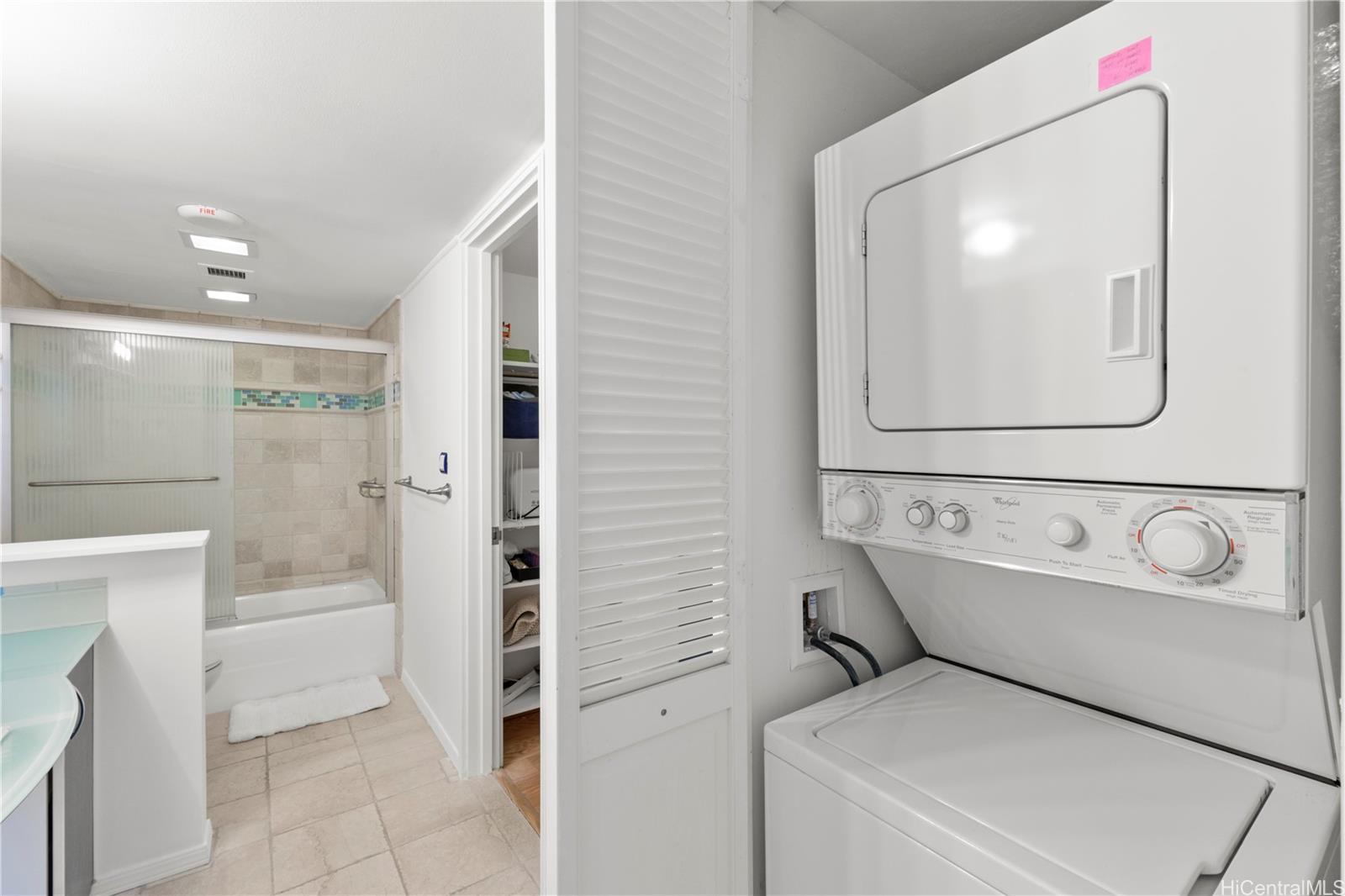 Yacht Harbor Towers condo # 4005, Honolulu, Hawaii - photo 14 of 21