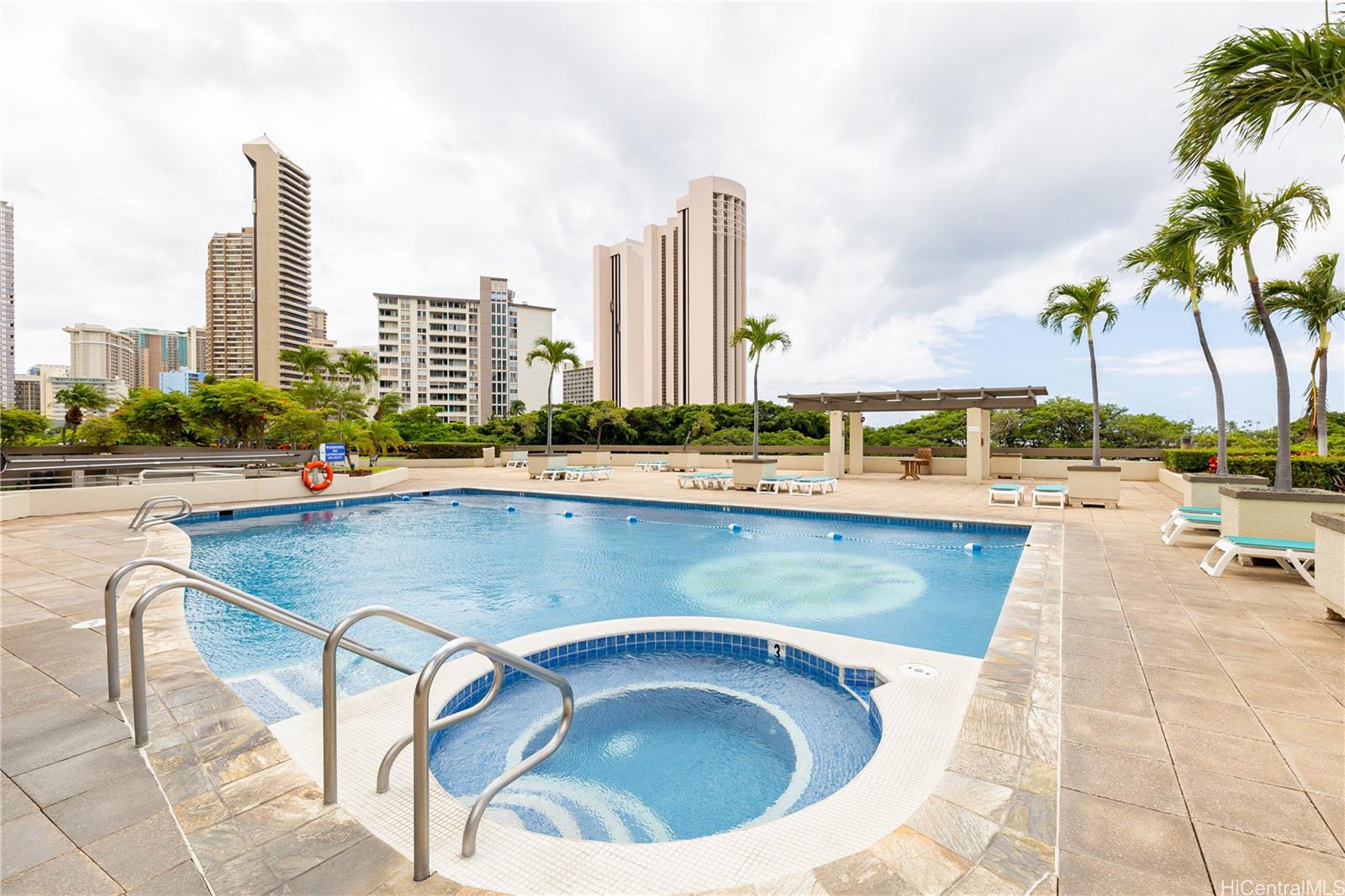 Yacht Harbor Towers condo # 4005, Honolulu, Hawaii - photo 17 of 21