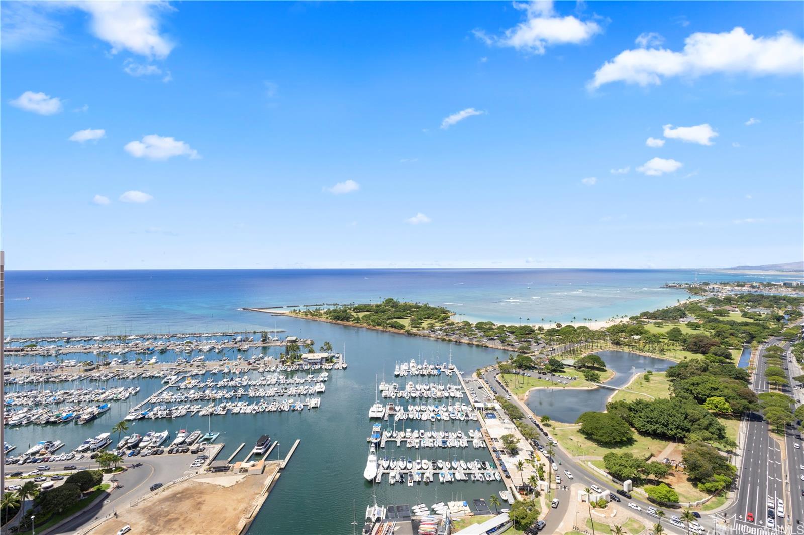 Yacht Harbor Towers condo # 4005, Honolulu, Hawaii - photo 19 of 21
