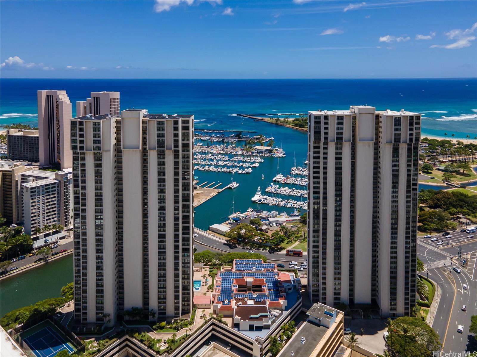 Yacht Harbor Towers condo # 4005, Honolulu, Hawaii - photo 21 of 21