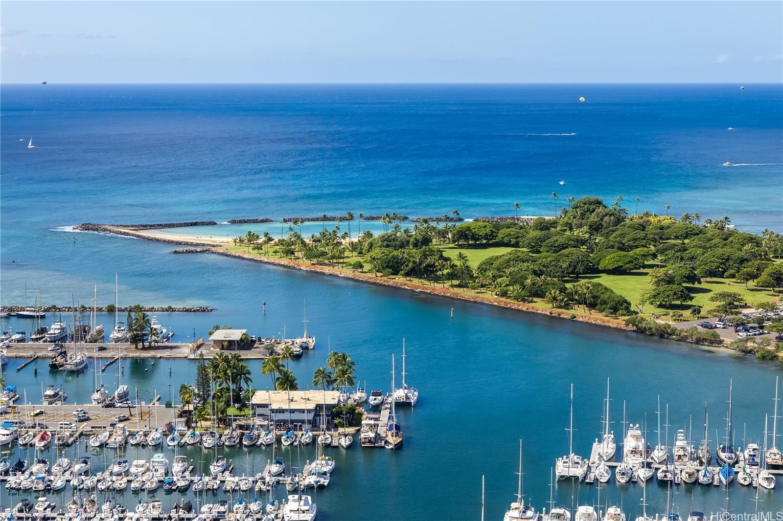 Yacht Harbor Towers condo # 4101, Honolulu, Hawaii - photo 2 of 24