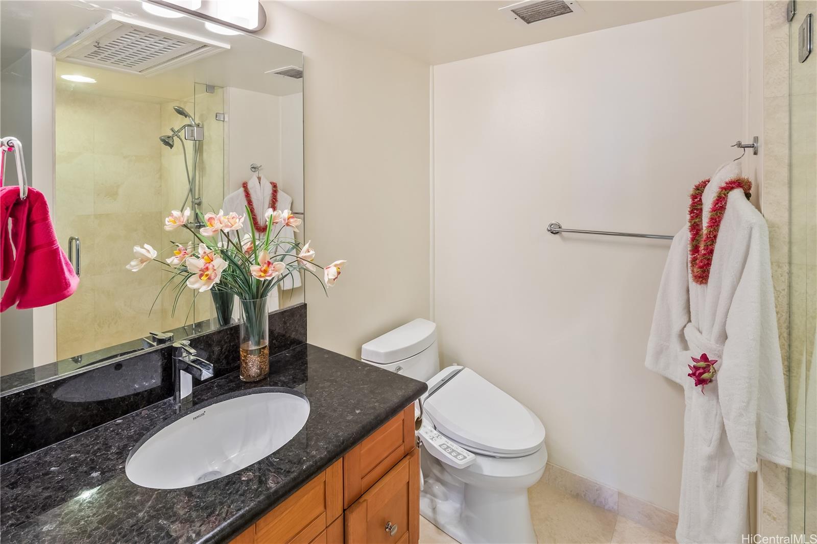 Yacht Harbor Towers condo # 4101, Honolulu, Hawaii - photo 18 of 24