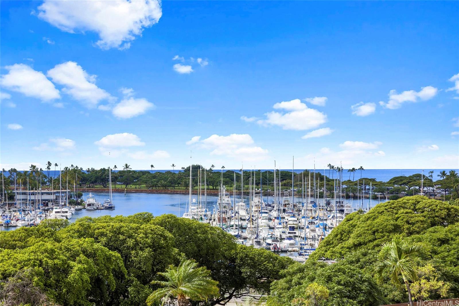 Yacht Harbor Towers condo # 711, Honolulu, Hawaii - photo 3 of 21