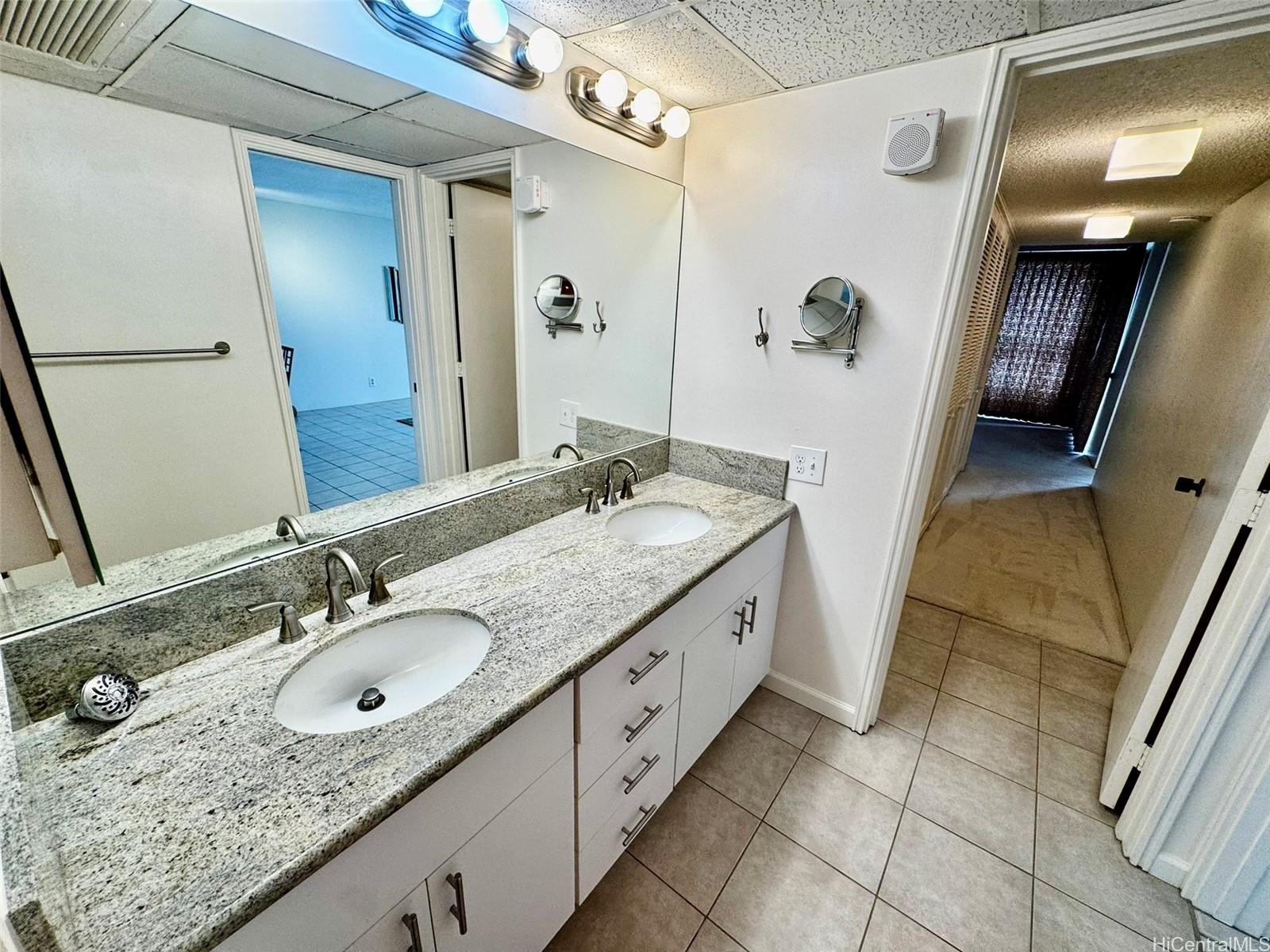 1650 Ala Moana Blvd Honolulu - Rental - photo 15 of 22