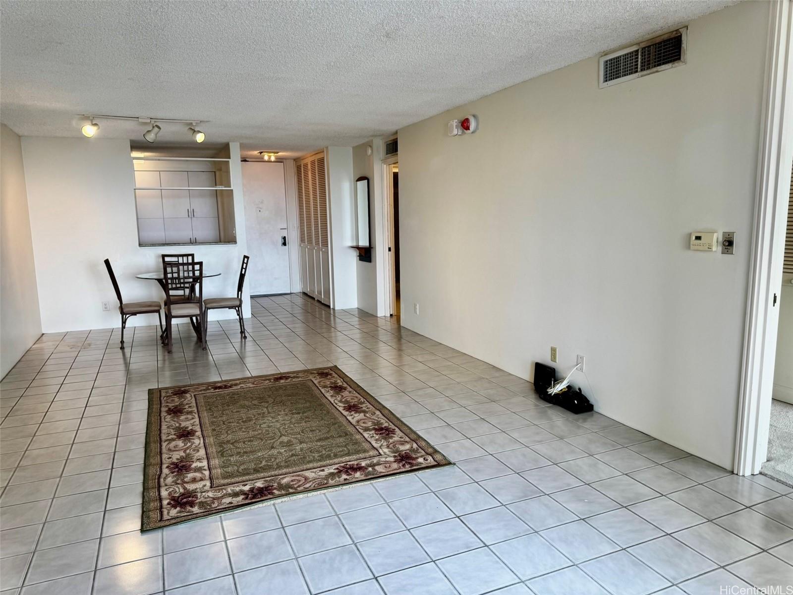 1650 Ala Moana Blvd Honolulu - Rental - photo 3 of 22