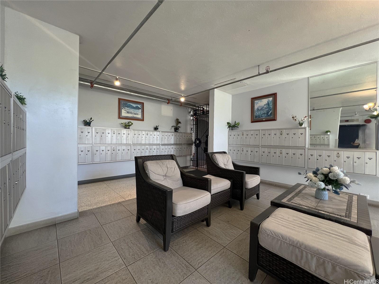 Holiday Manor condo # 1203, Honolulu, Hawaii - photo 17 of 21