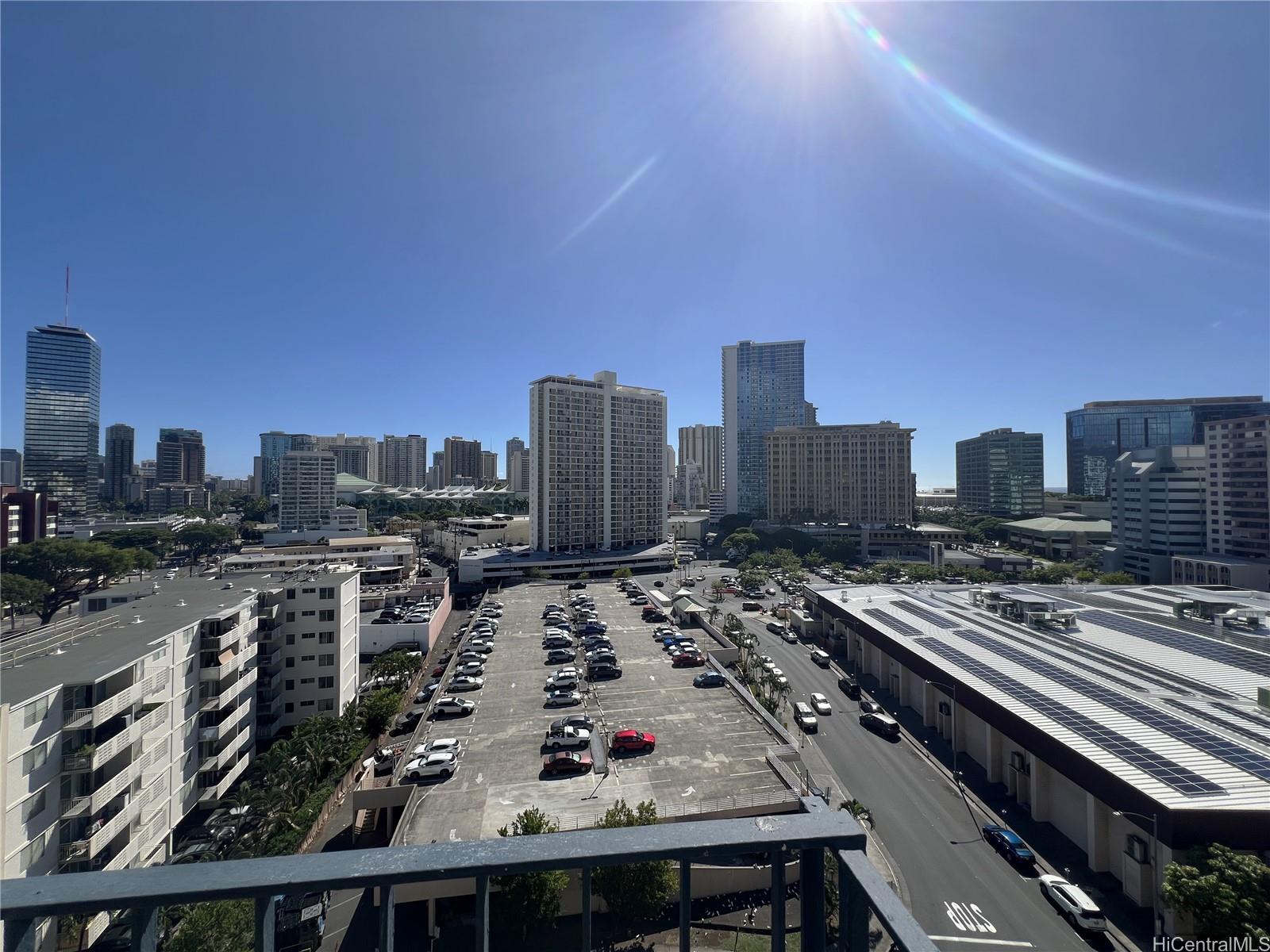 Holiday Manor condo # 1203, Honolulu, Hawaii - photo 20 of 21