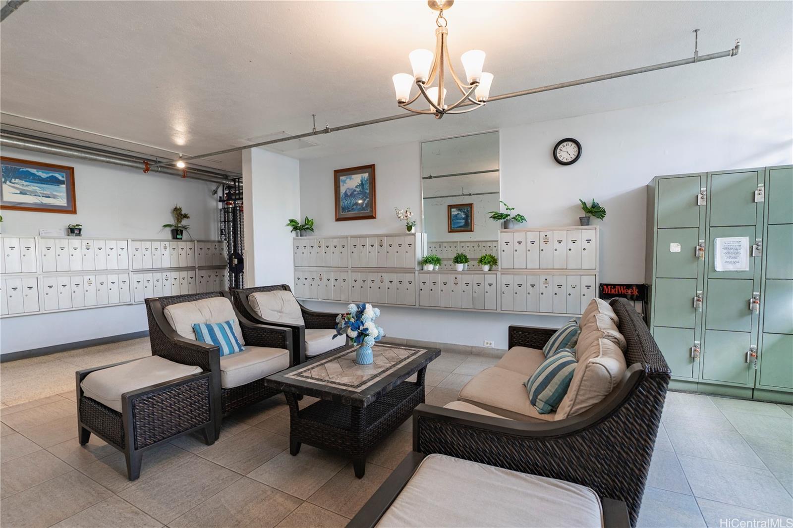 1650 Kanunu St Honolulu - Rental - photo 11 of 17