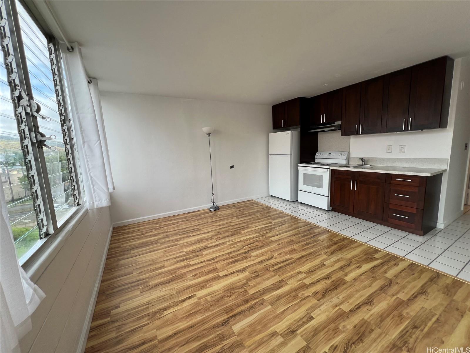 1650 Kanunu St Honolulu - Rental - photo 2 of 6