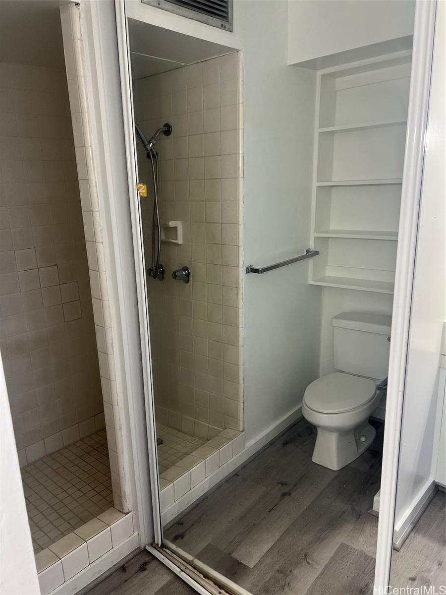 Holiday Manor condo # 712, Honolulu, Hawaii - photo 18 of 21