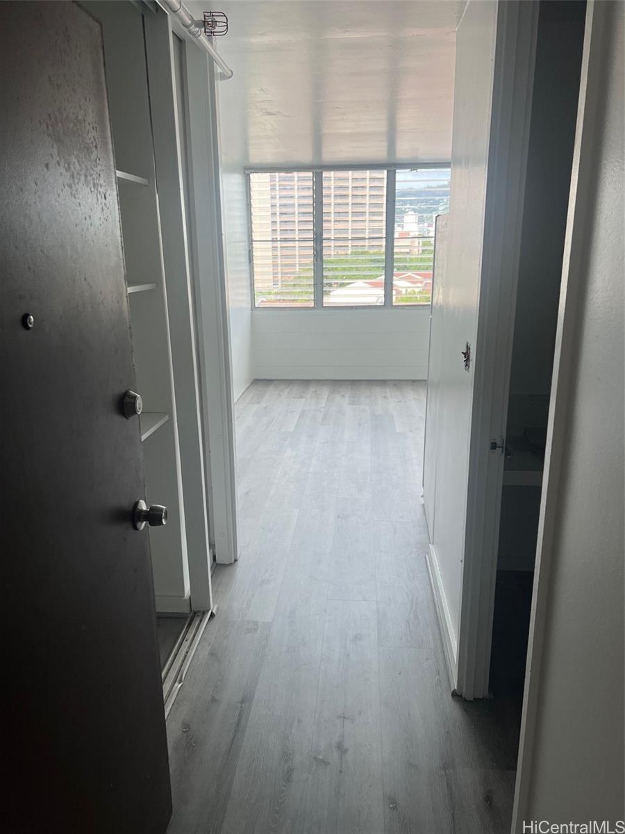 Holiday Manor condo # 712, Honolulu, Hawaii - photo 20 of 21