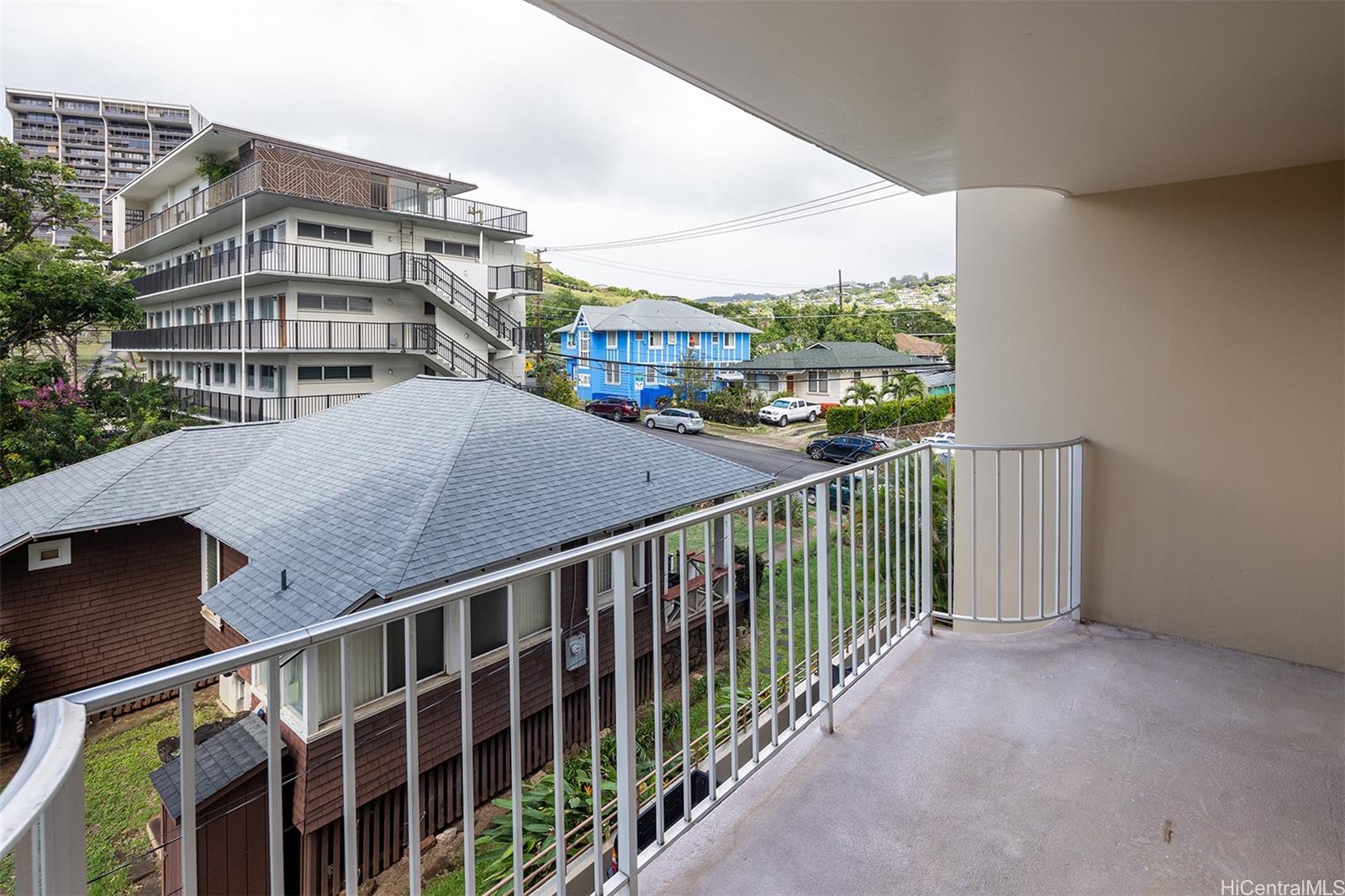 1650 Piikoi St Honolulu - Rental - photo 12 of 14