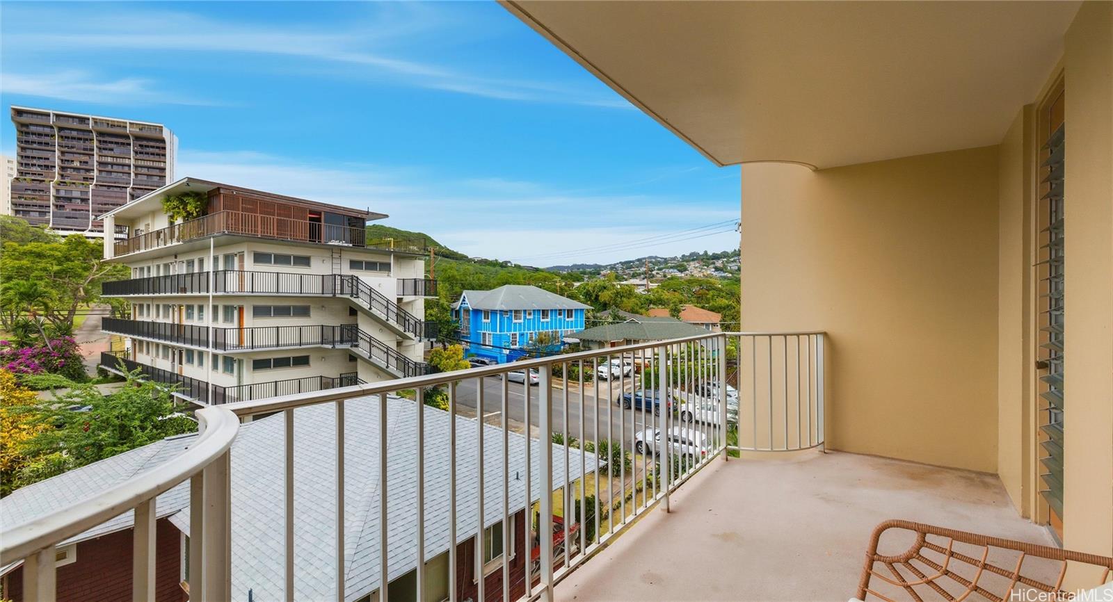 1650 Piikoi condo # 403, Honolulu, Hawaii - photo 15 of 23