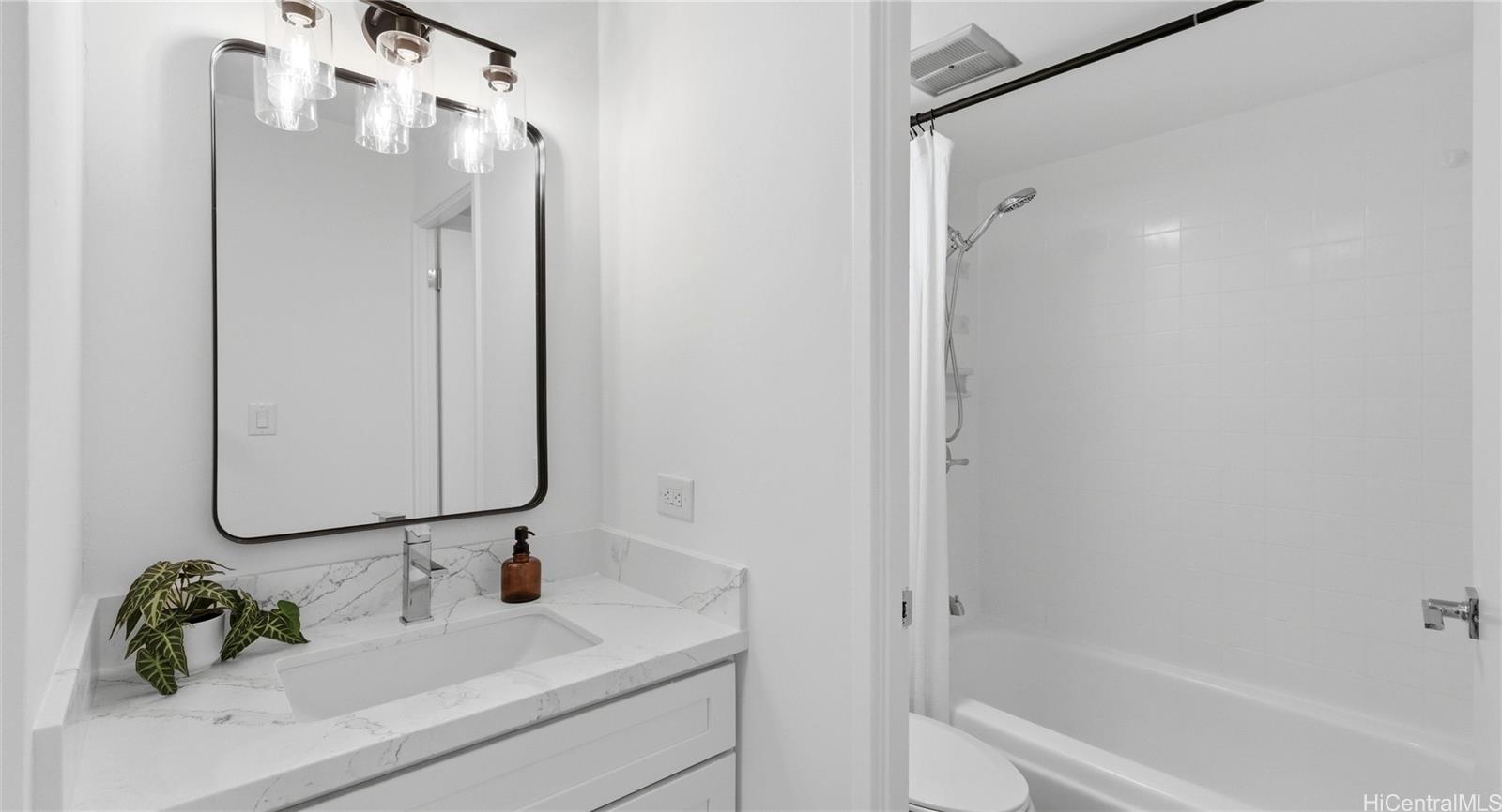 1650 Piikoi condo # 403, Honolulu, Hawaii - photo 7 of 23