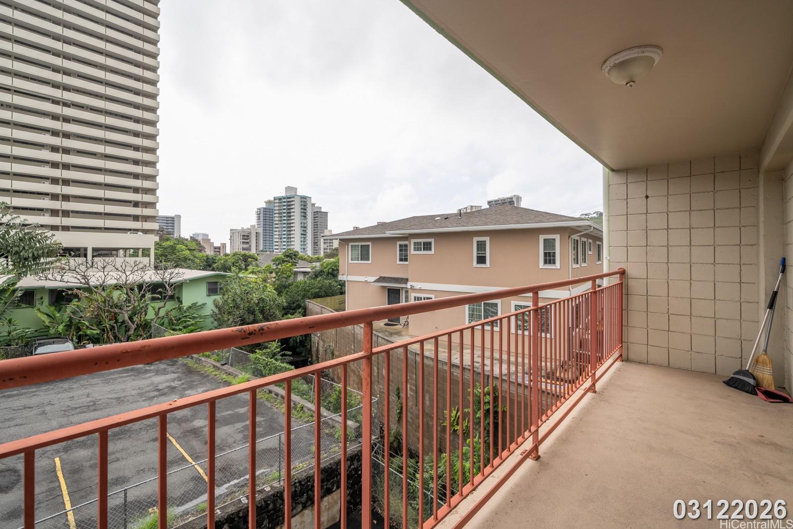 1654 Liholiho St Honolulu - Rental - photo 7 of 17