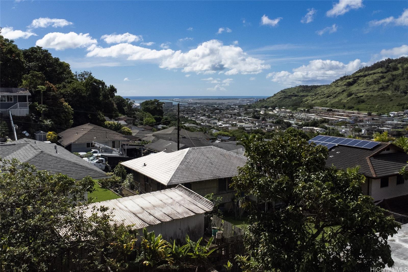 1654  Mahani Loop Kalihi Valley, Honolulu home - photo 20 of 20