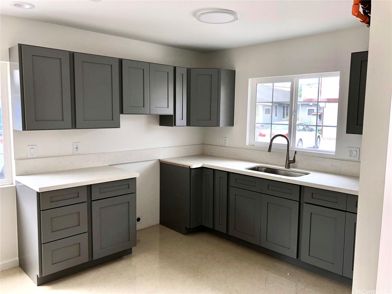 1654  Olona Lane Liliha, Honolulu home - photo 13 of 13