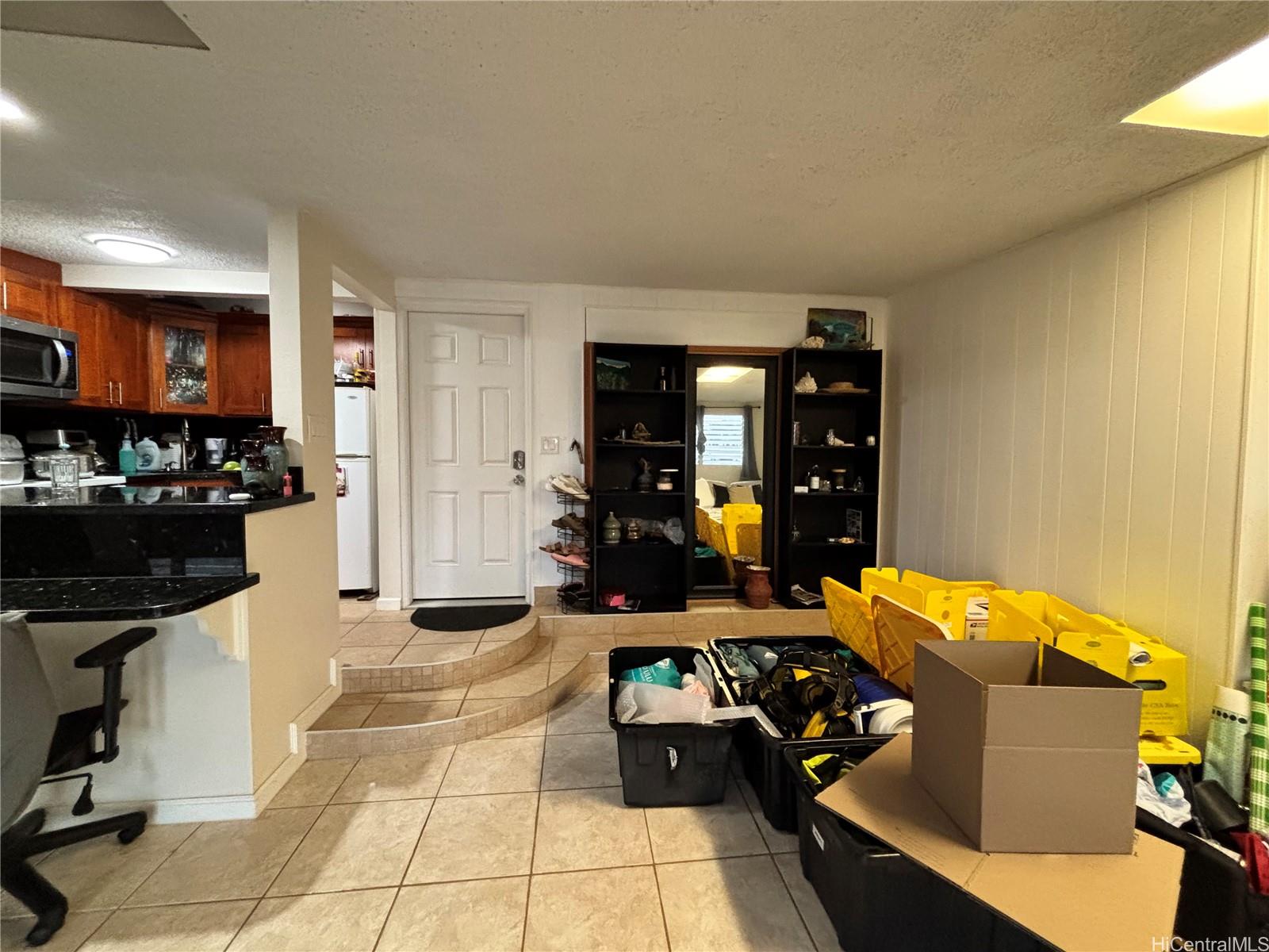 1655 Hoolaulea St Pearl City - Rental - photo 4 of 16