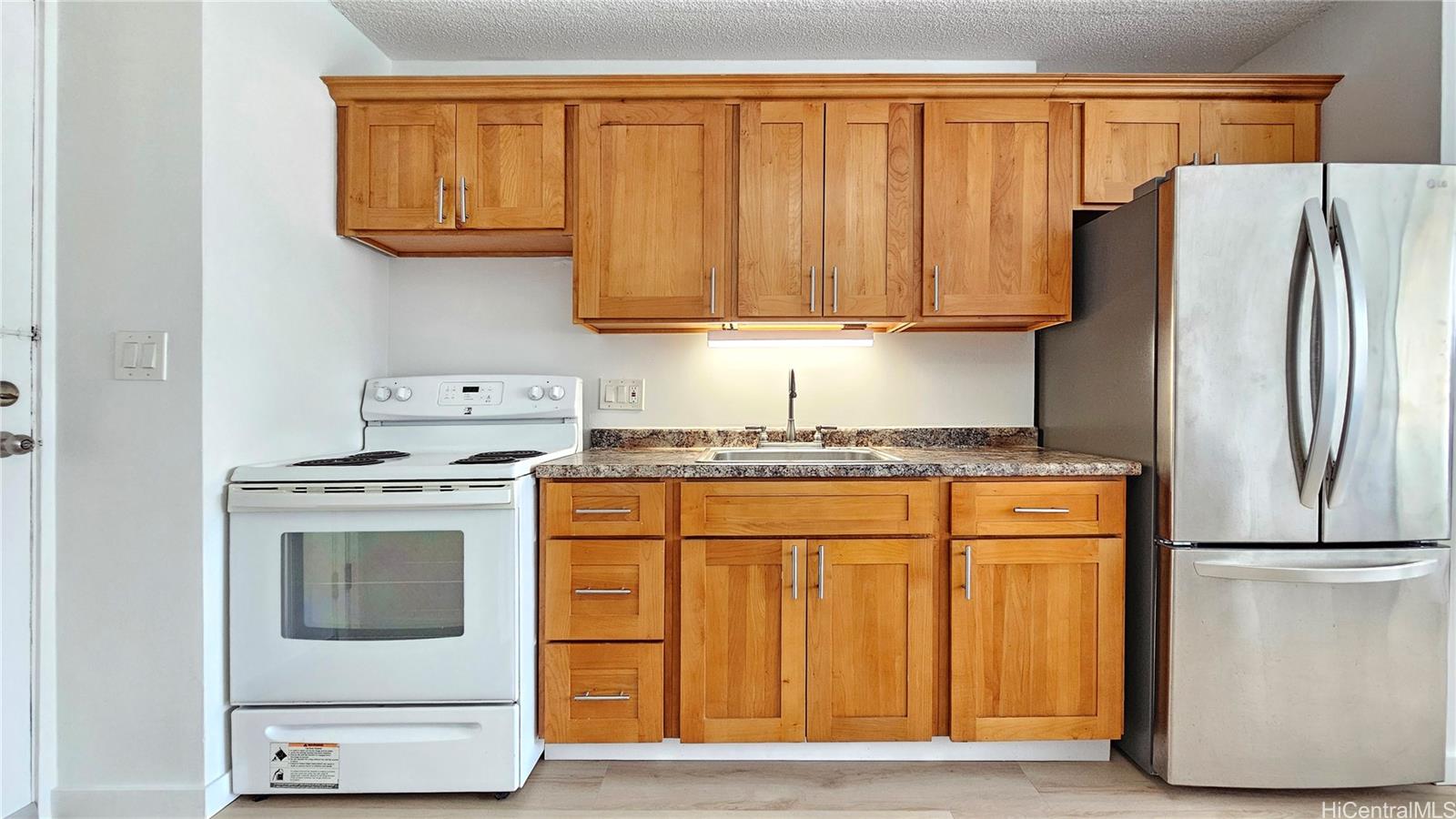 Kapiolani Manor condo # 1110, Honolulu, Hawaii - photo 6 of 13