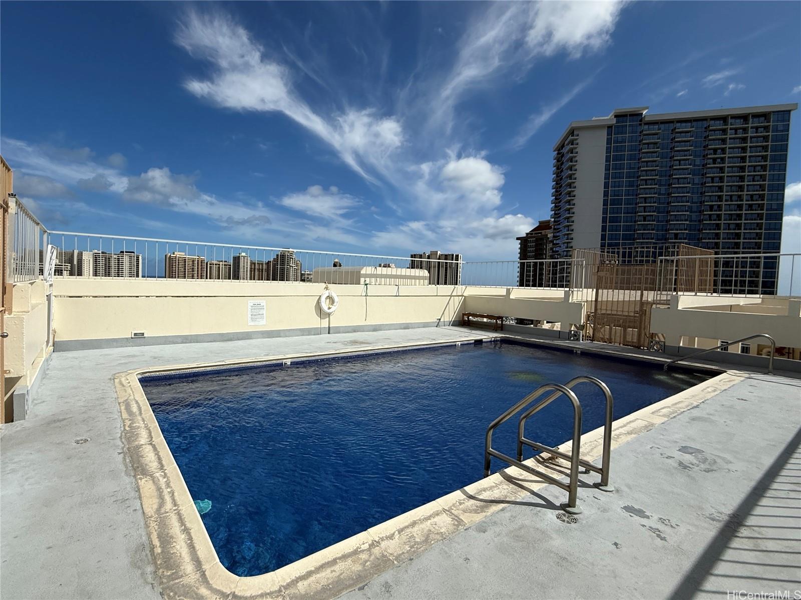 Kapiolani Manor condo # 1502, Honolulu, Hawaii - photo 19 of 24