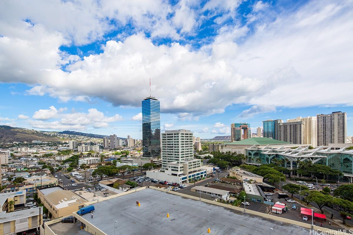 1655 Makaloa Street Honolulu - Rental - photo 9 of 12