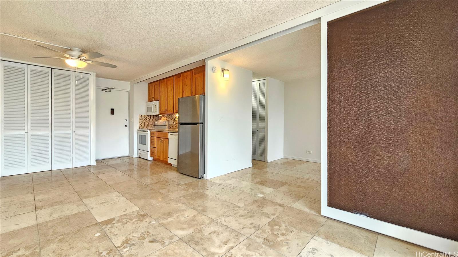 Kapiolani Manor condo # 1616, Honolulu, Hawaii - photo 10 of 22