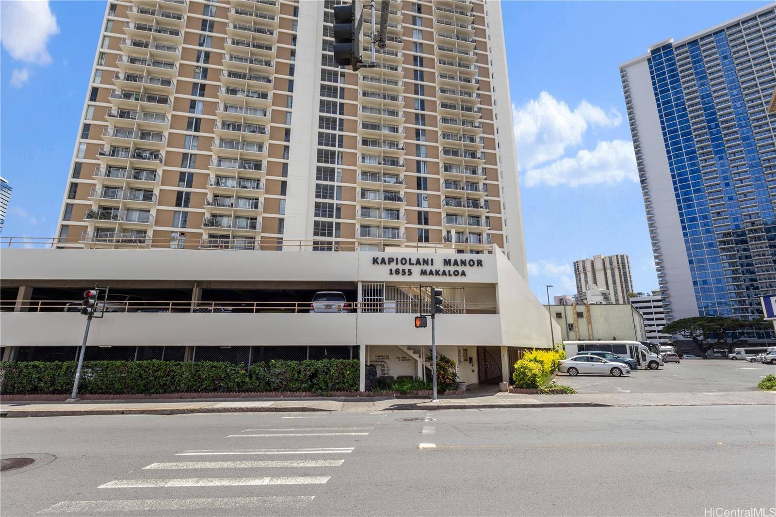 Kapiolani Manor condo # 1904, Honolulu, Hawaii - photo 15 of 20