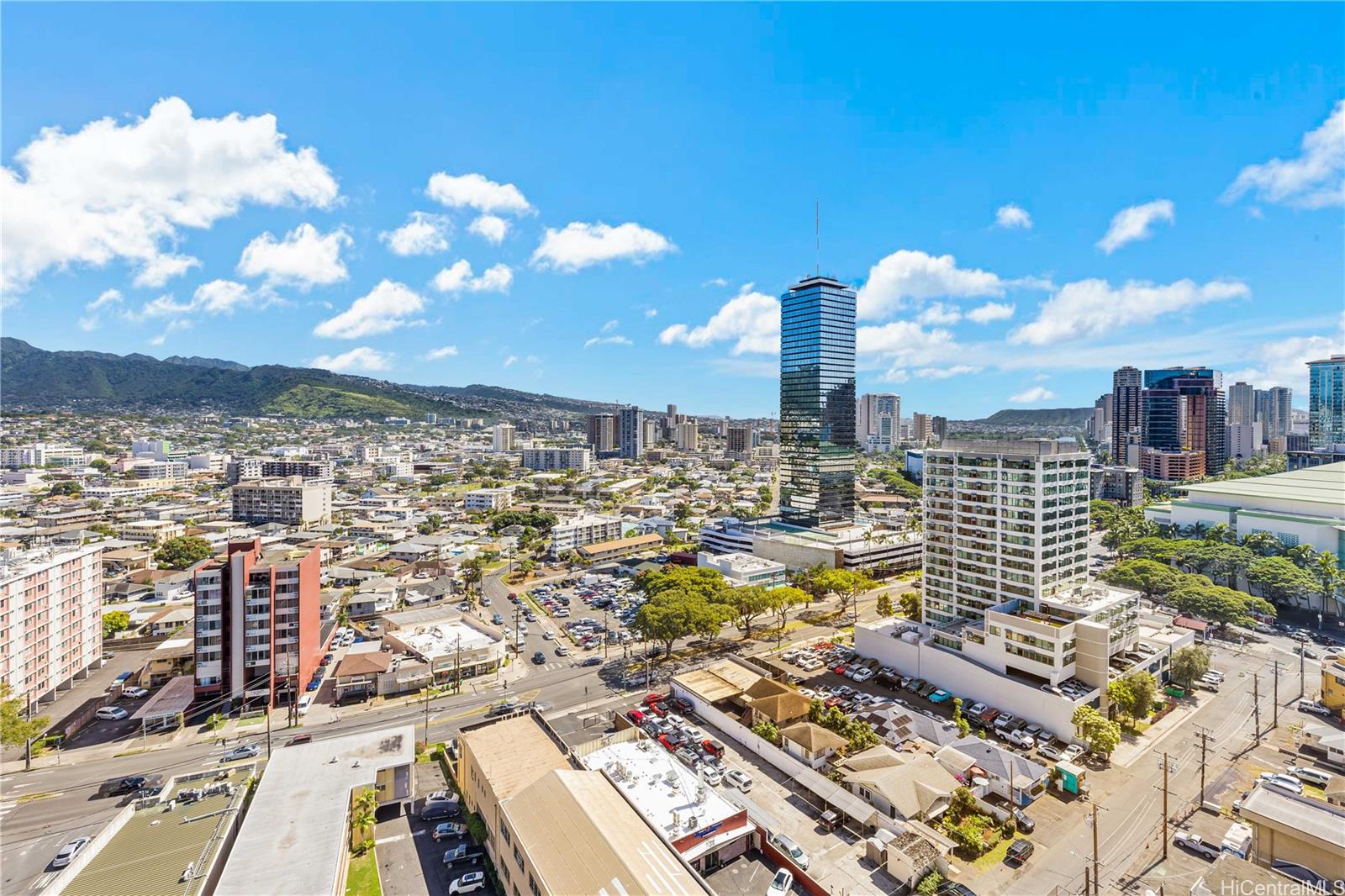 Kapiolani Manor condo # 2114, Honolulu, Hawaii - photo 17 of 23