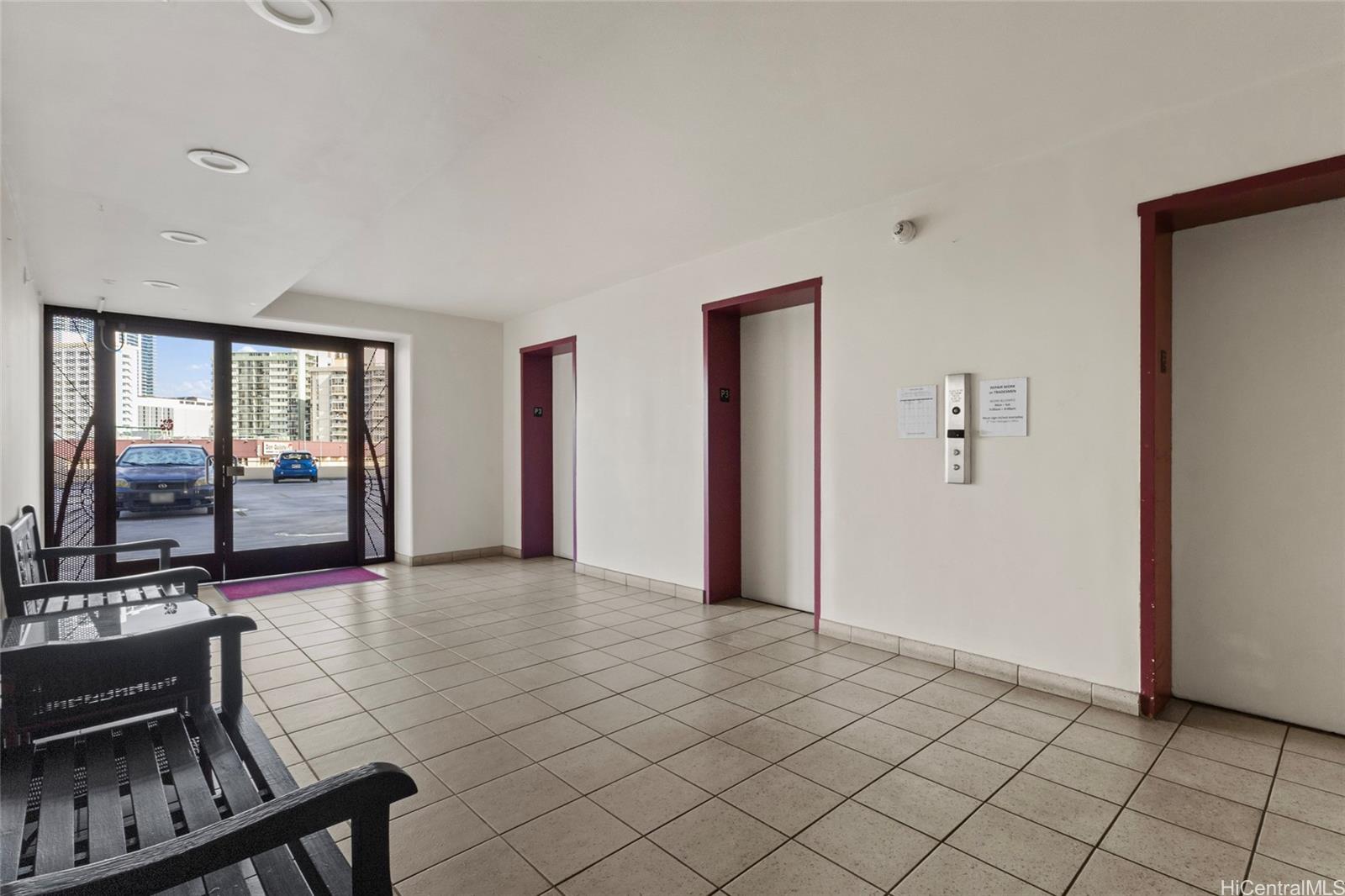 Kapiolani Manor condo # 2115, Honolulu, Hawaii - photo 19 of 22