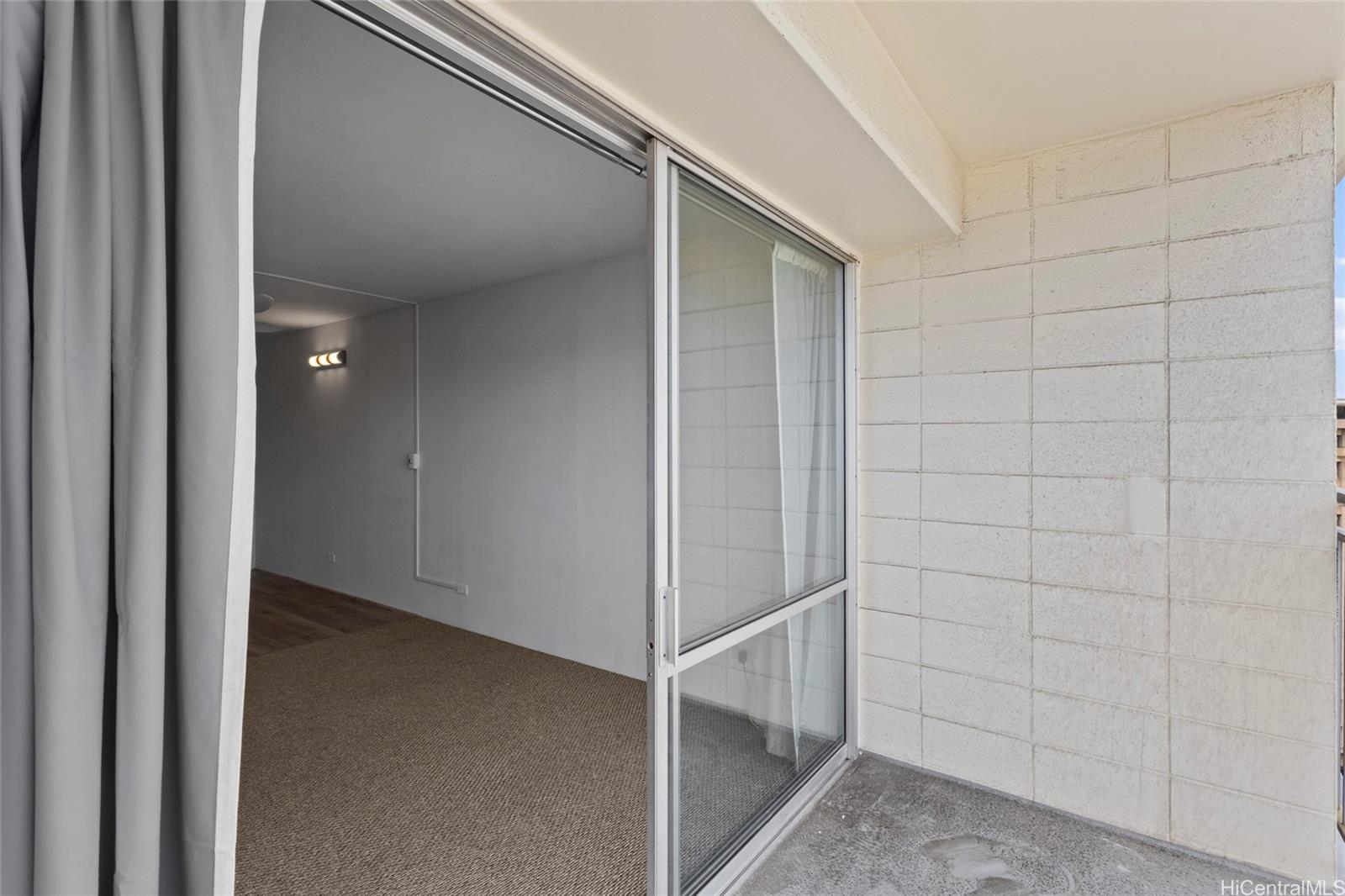 Kapiolani Manor condo # 2115, Honolulu, Hawaii - photo 8 of 22