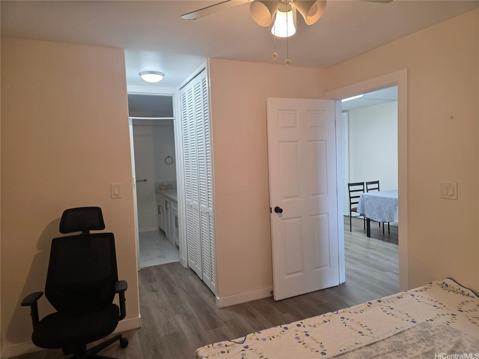 Kapiolani Manor condo # 2204, Honolulu, Hawaii - photo 13 of 14