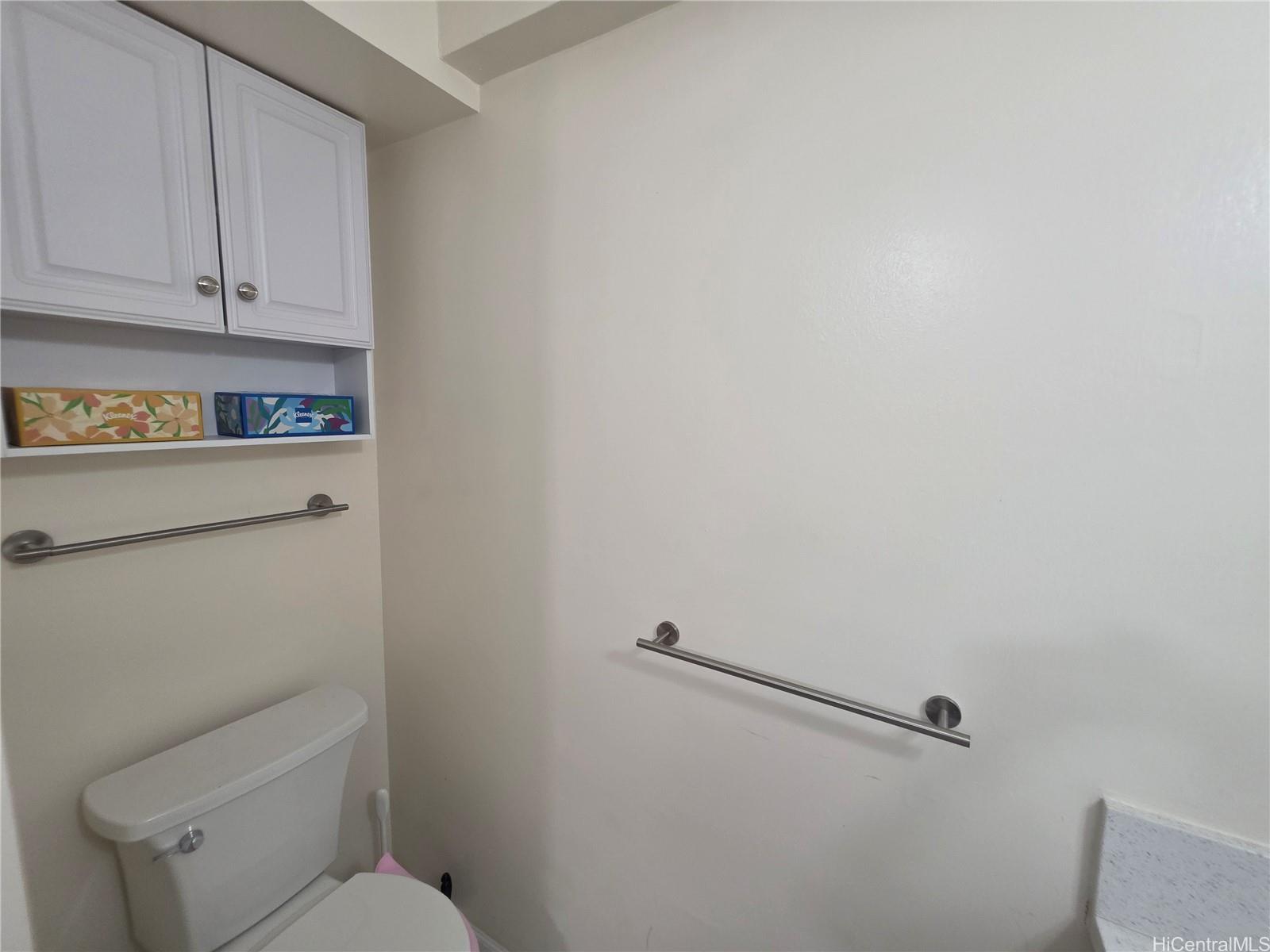 Kapiolani Manor condo # 2204, Honolulu, Hawaii - photo 6 of 8