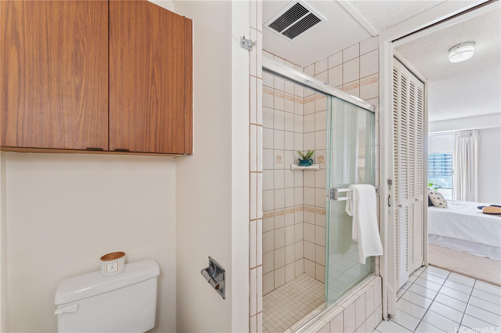 Kapiolani Manor condo # 2610, Honolulu, Hawaii - photo 16 of 23