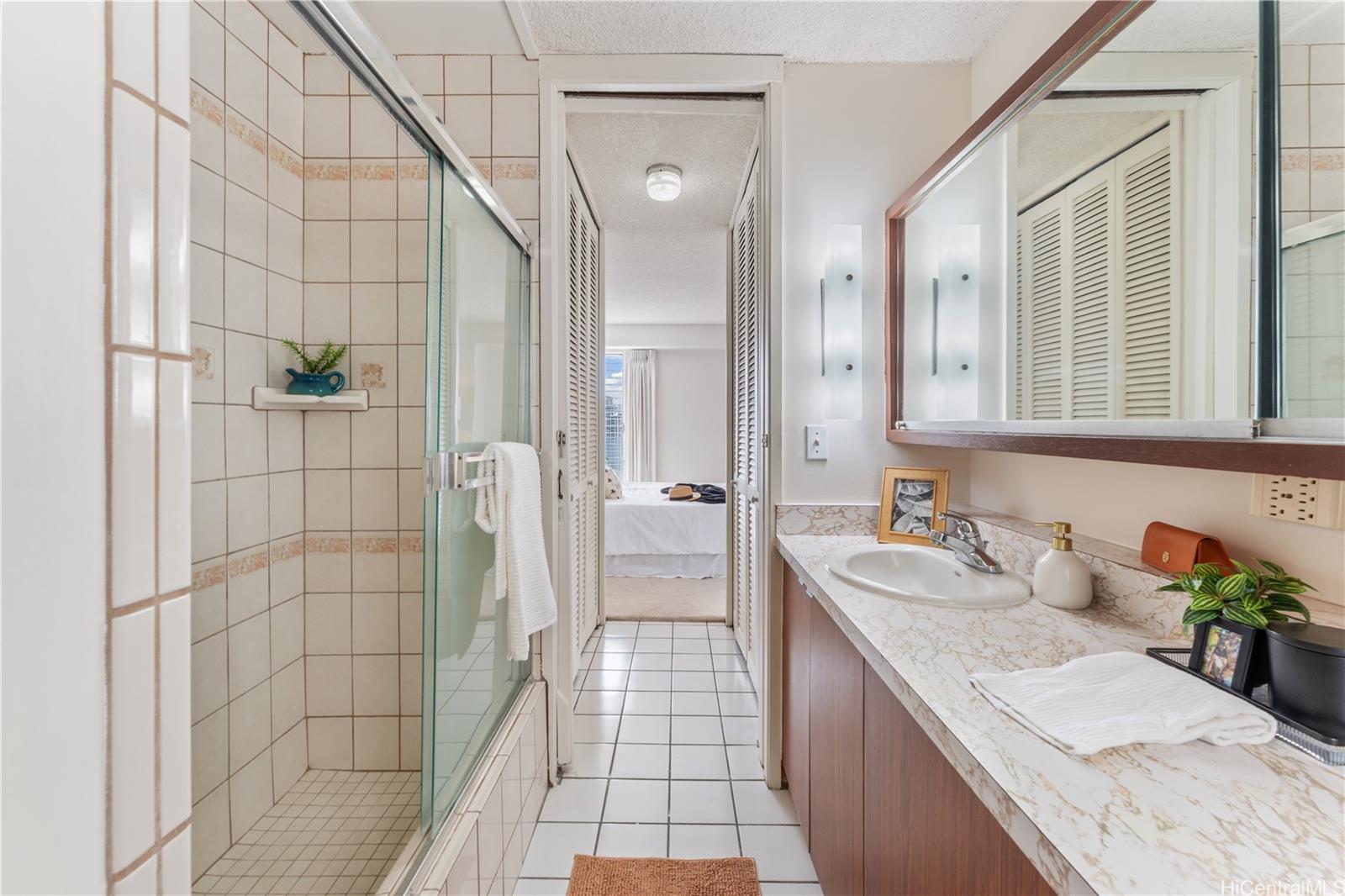 Kapiolani Manor condo # 2610, Honolulu, Hawaii - photo 17 of 23