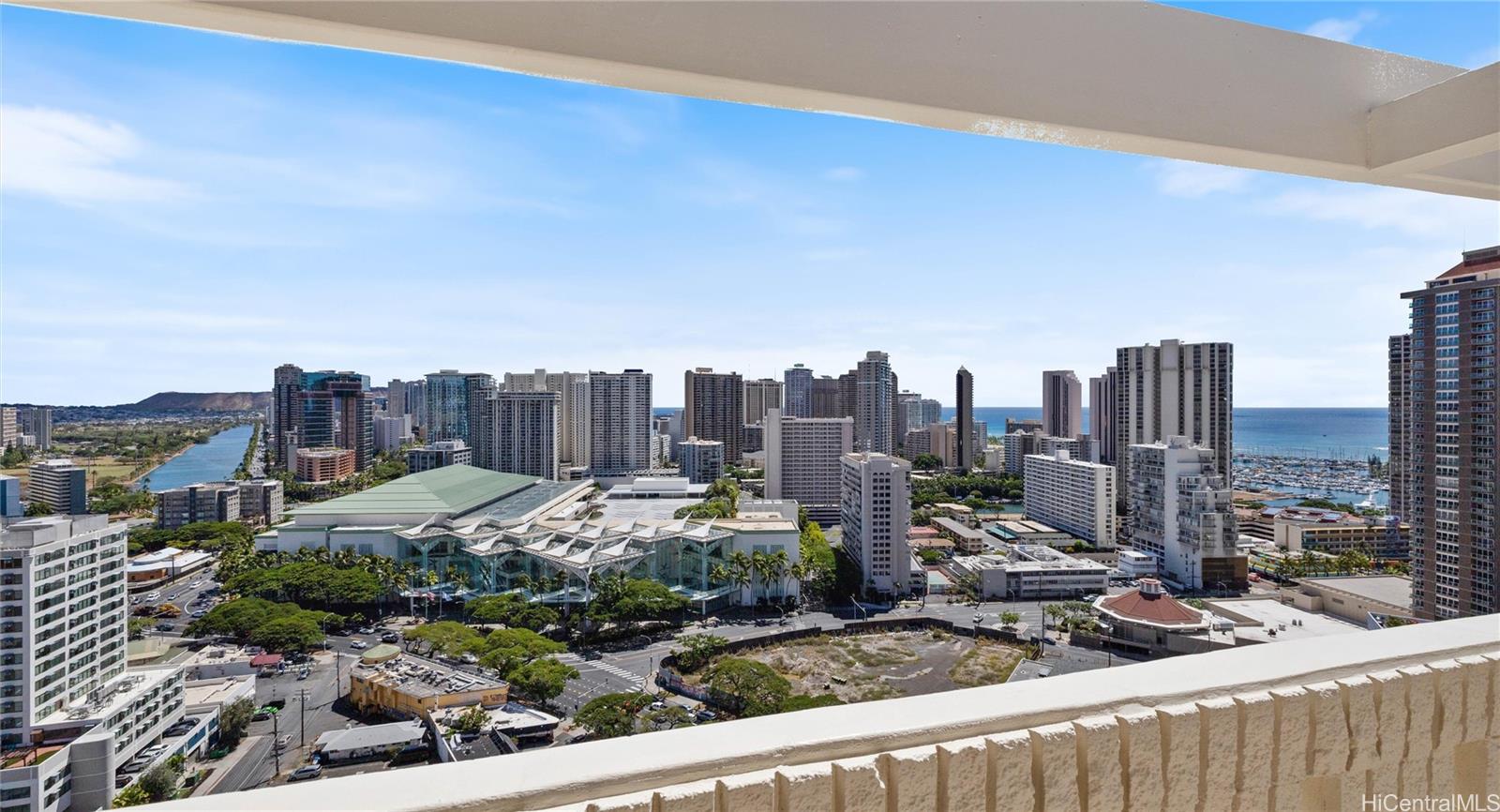 Kapiolani Manor condo # 406, Honolulu, Hawaii - photo 13 of 20