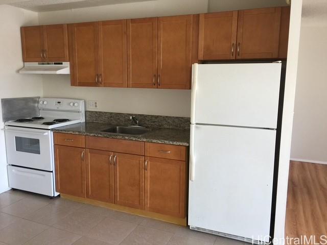 1655 Makaloa St Honolulu - Rental - photo 4 of 9