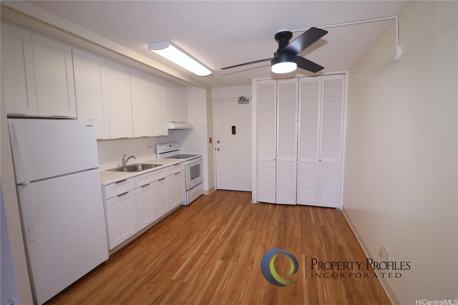1655 Makaloa Street Honolulu - Rental - photo 2 of 11