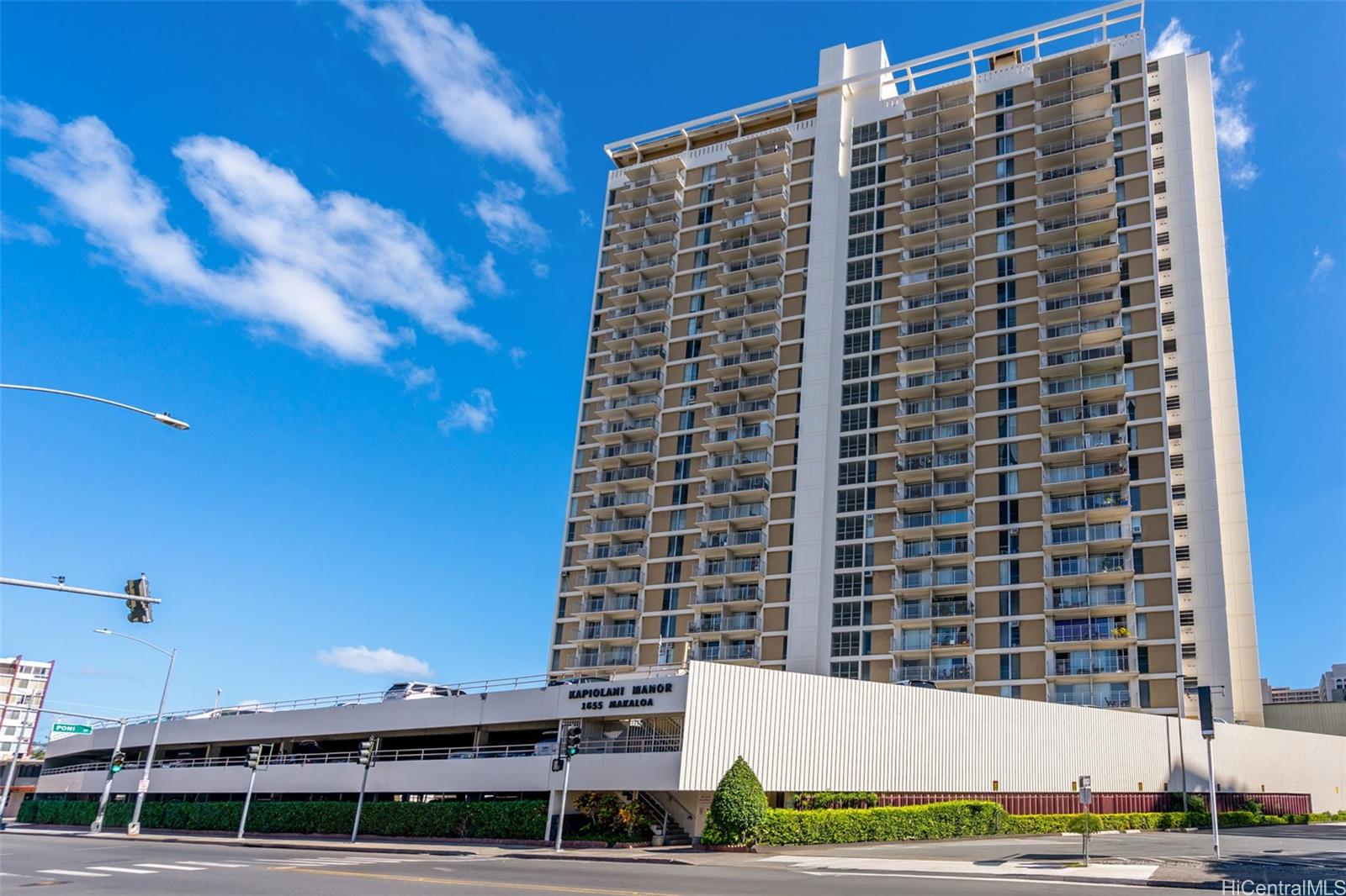 Kapiolani Manor condo # 703, Honolulu, Hawaii - photo 20 of 20