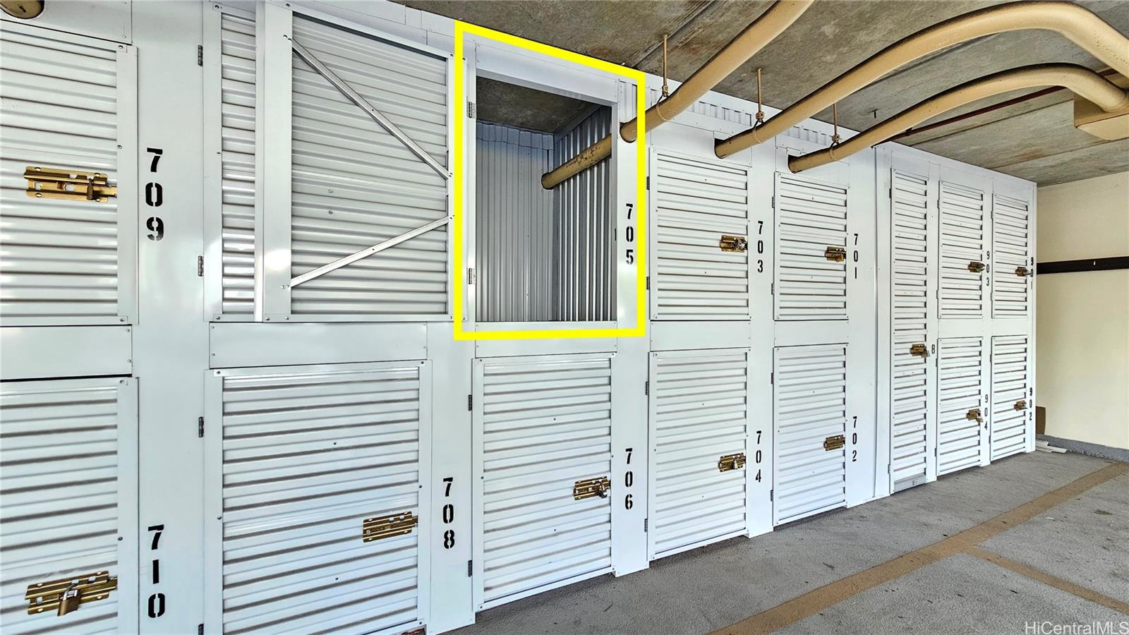 Kapiolani Manor condo # 705, Honolulu, Hawaii - photo 16 of 20