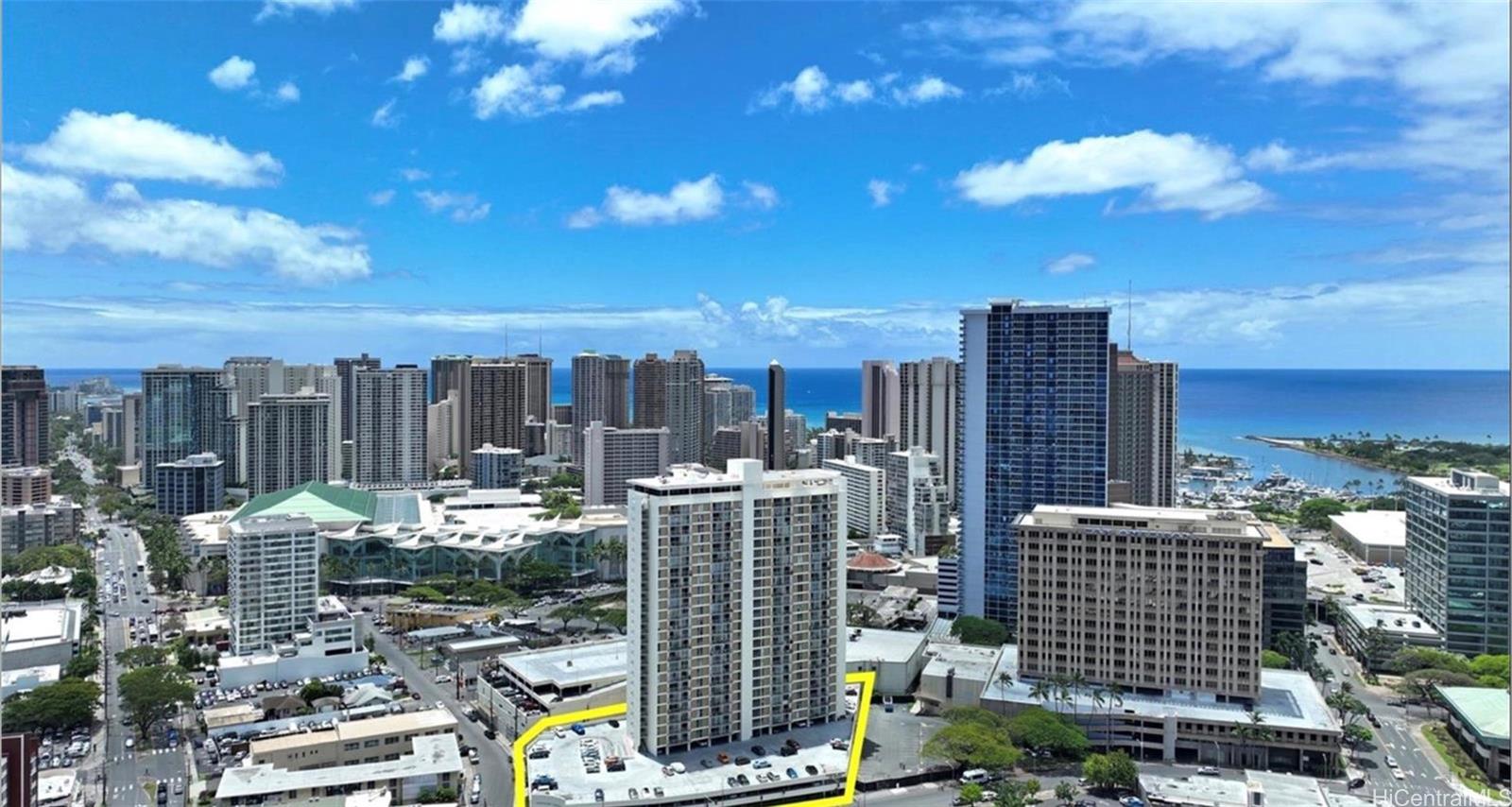 Kapiolani Manor condo # 812, Honolulu, Hawaii - photo 20 of 25