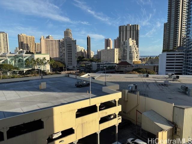Kapiolani Manor condo # 909, Honolulu, Hawaii - photo 9 of 9