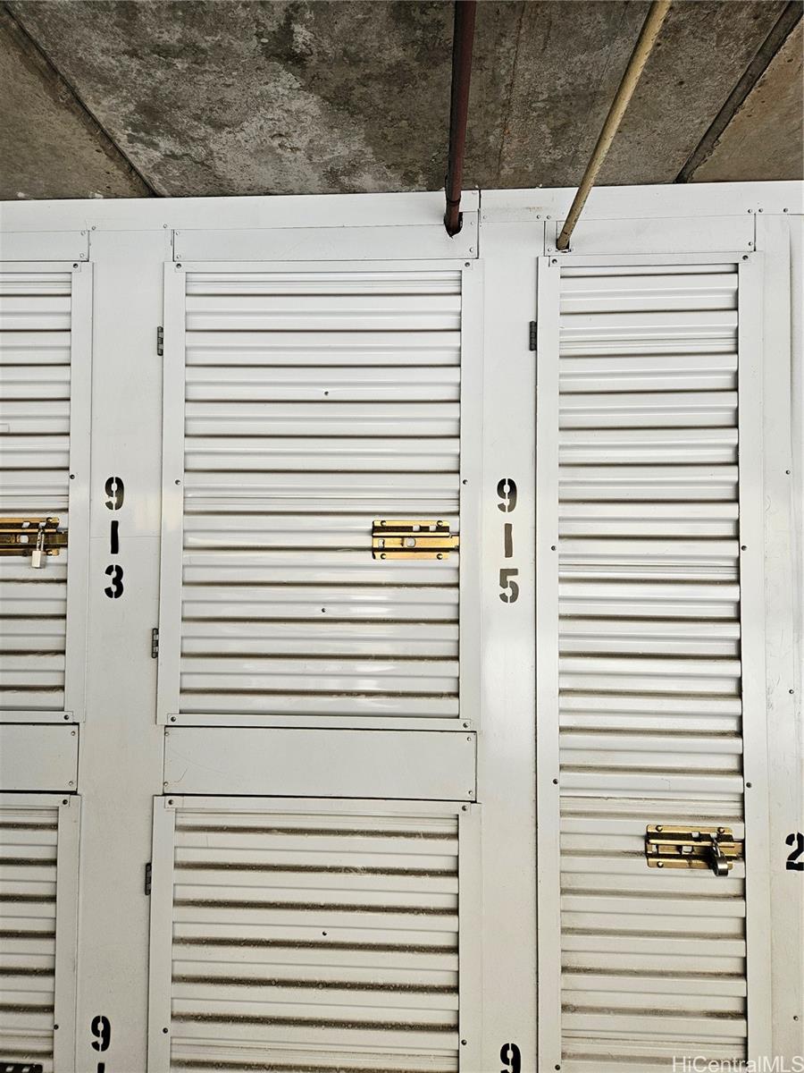 Kapiolani Manor condo # 915, Honolulu, Hawaii - photo 7 of 15