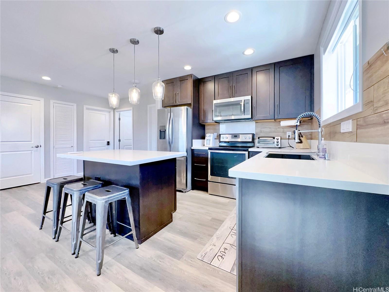 1657 Alaneo Street Honolulu - Rental - photo 4 of 12