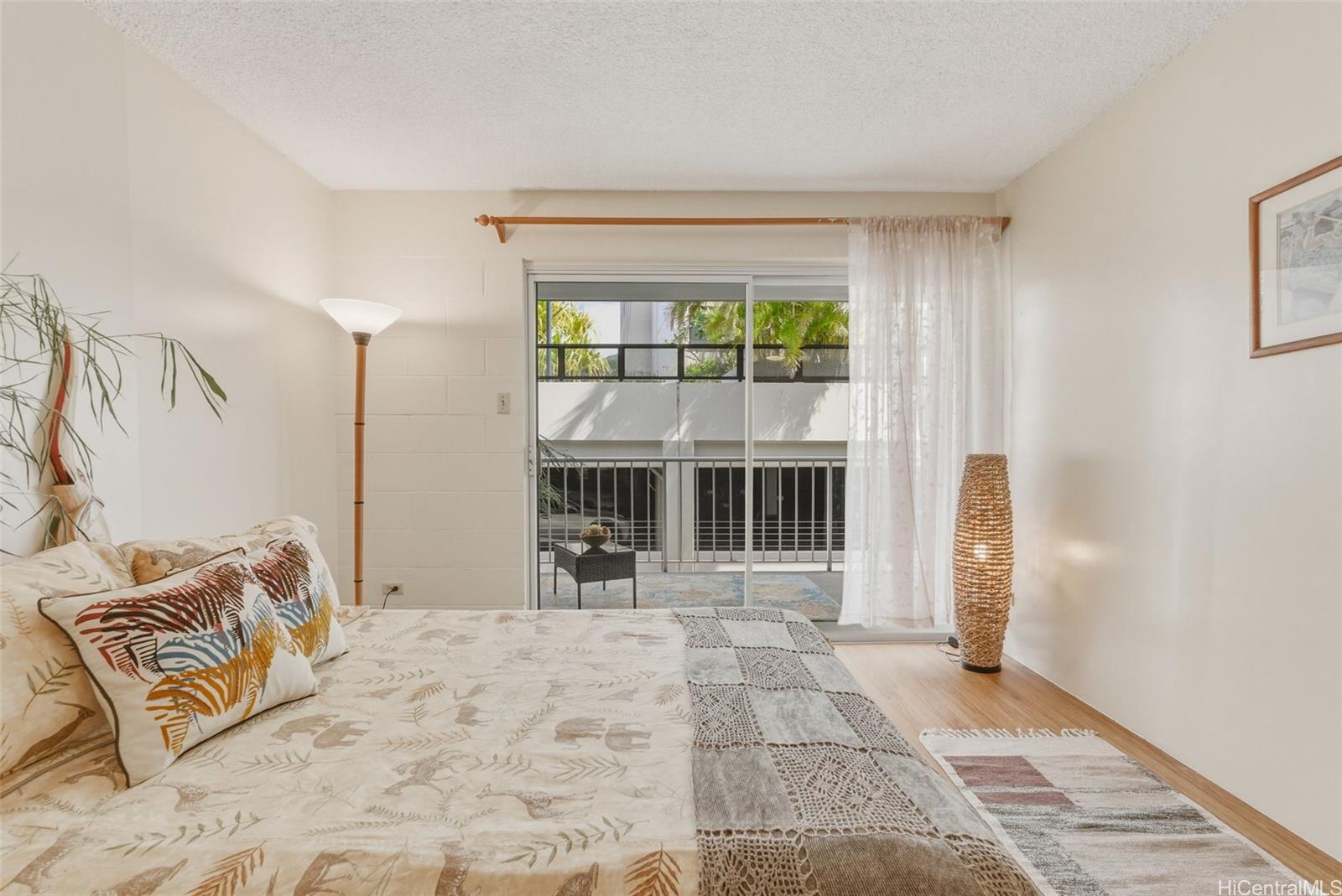 Kealoha Arms condo # 305, Honolulu, Hawaii - photo 16 of 18