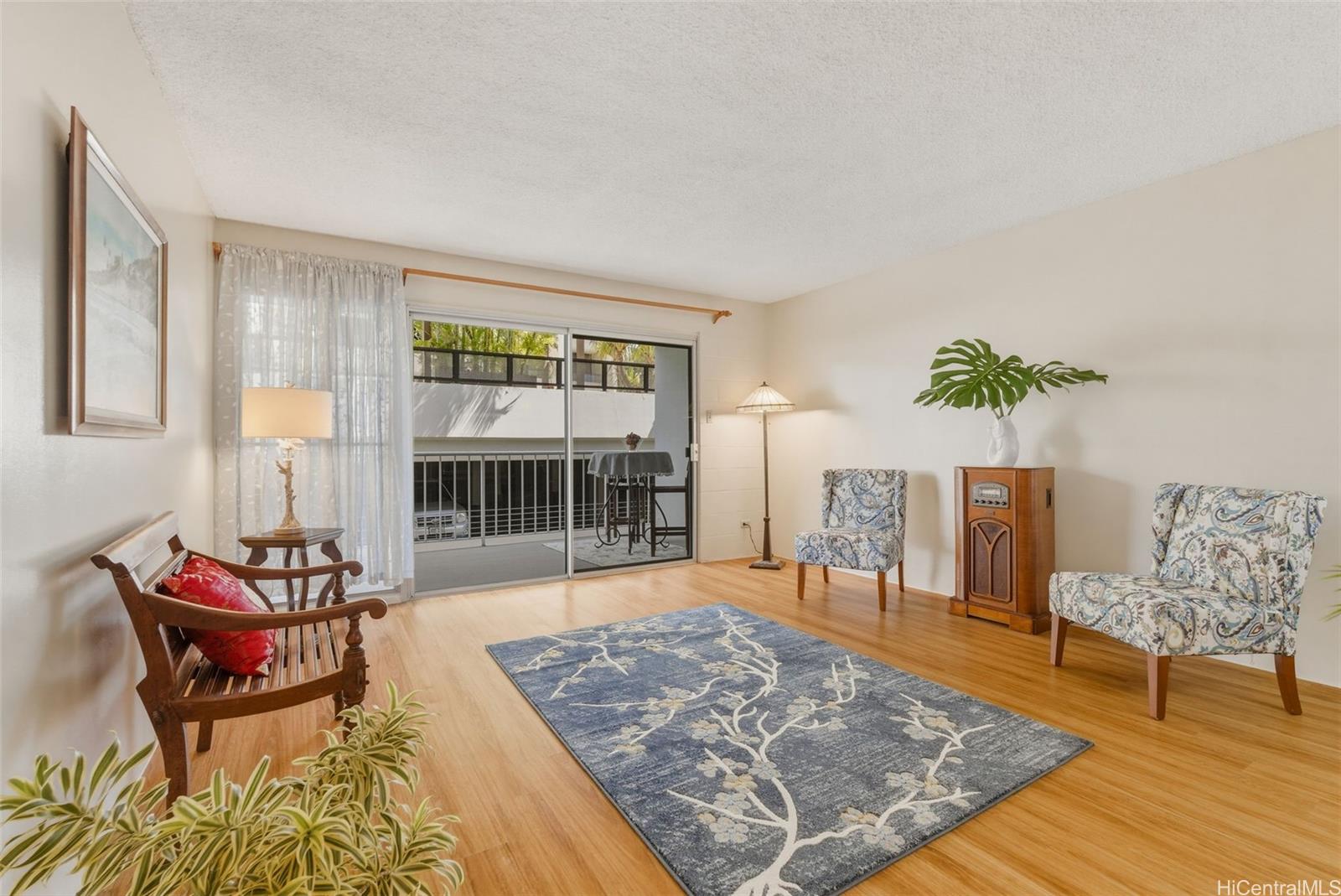 Kealoha Arms condo # 305, Honolulu, Hawaii - photo 3 of 18