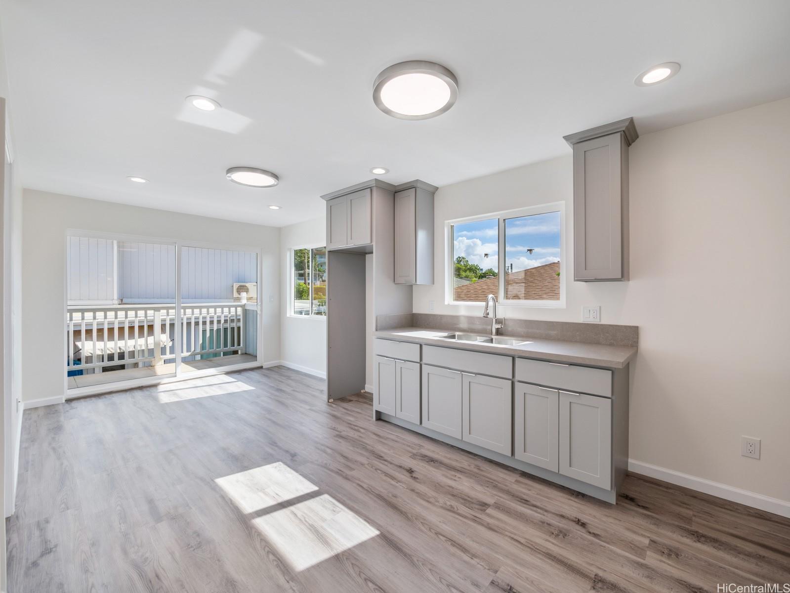 1659  Leilehua Lane Punchbowl Area, Honolulu home - photo 14 of 25