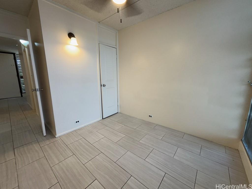 1660 Kalakaua Ave Honolulu - Rental - photo 8 of 12