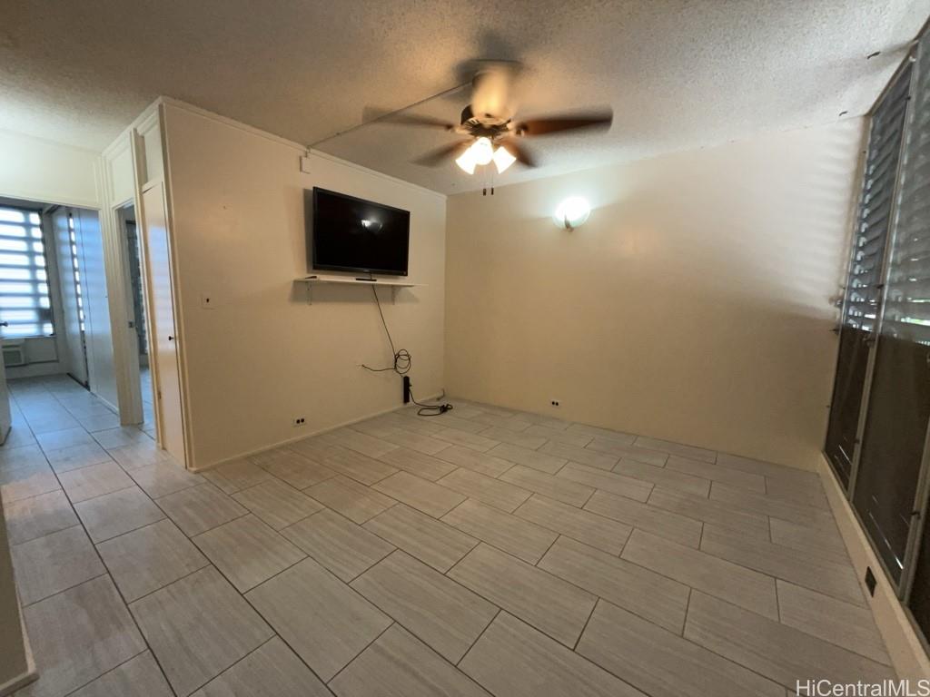 1660 Kalakaua Ave Honolulu - Rental - photo 3 of 12