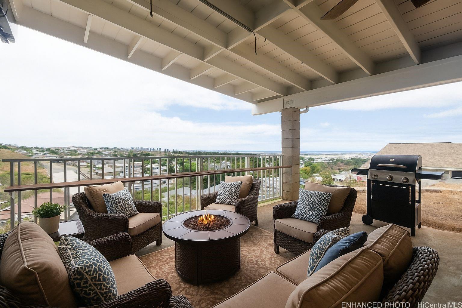 1661  Hakuaina Place Moanalua Gardens, Honolulu home - photo 13 of 25